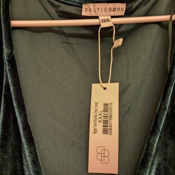 Baltic Born Meghan Velvet Wrap Maxi Dress, Emerald - XXXL, NWT - Picture 6 of 7